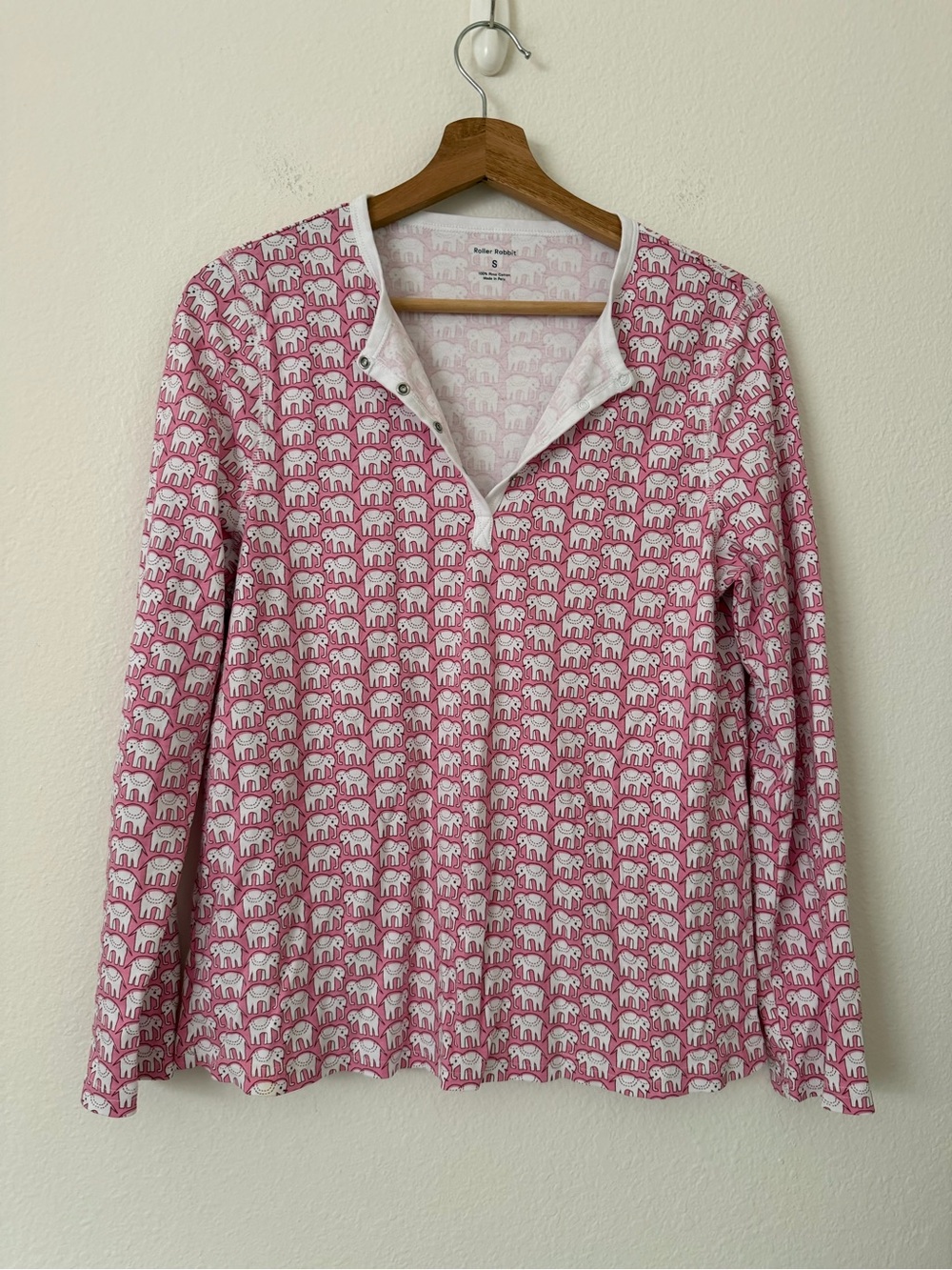 Roller Rabbit Elephant Print Henley Long Sleeve Pajama Shirt Top Size Small Pink